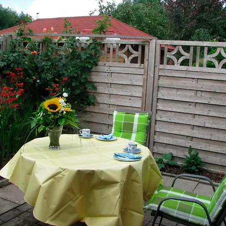 Daniel-ferienhaus 2 *